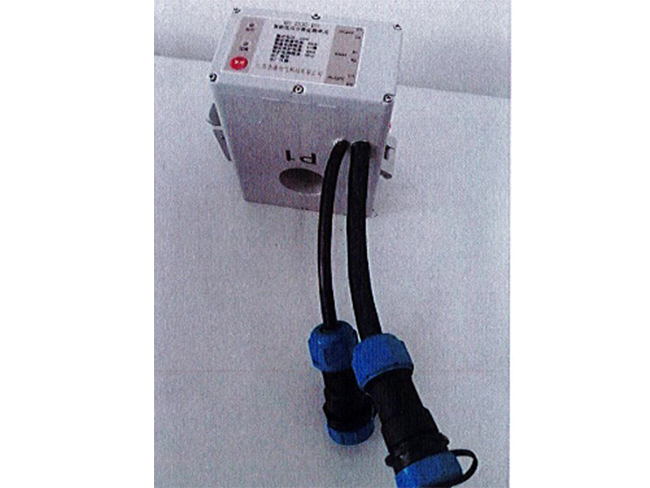 智能低壓分路監(jiān)測(cè)單元